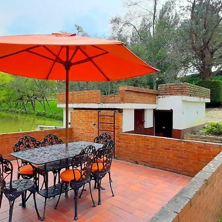 Hacienda Moncora Cabana Lago P 1 El Rosal Esterno foto