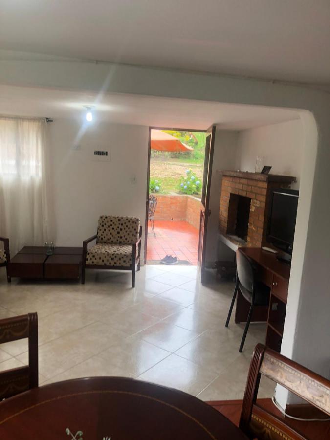 Hacienda Moncora Cabana Lago P 1 El Rosal Esterno foto
